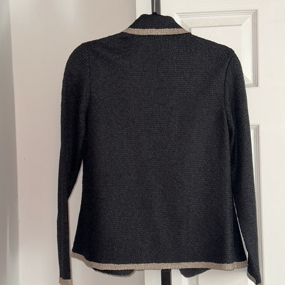 Chico's- Travelers Collection Black and Taupe blazer jacket Small (0) - Picture 2 of 8